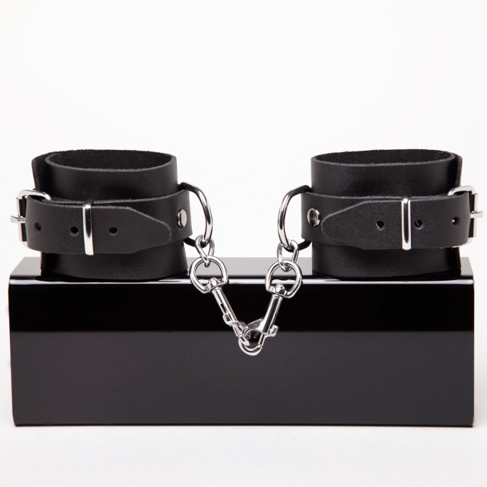 CHEVILLERES CUIR NOIR FIN BASIC