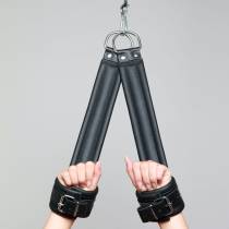 MENOTTES DE SUSPENSION CUIR NOIR