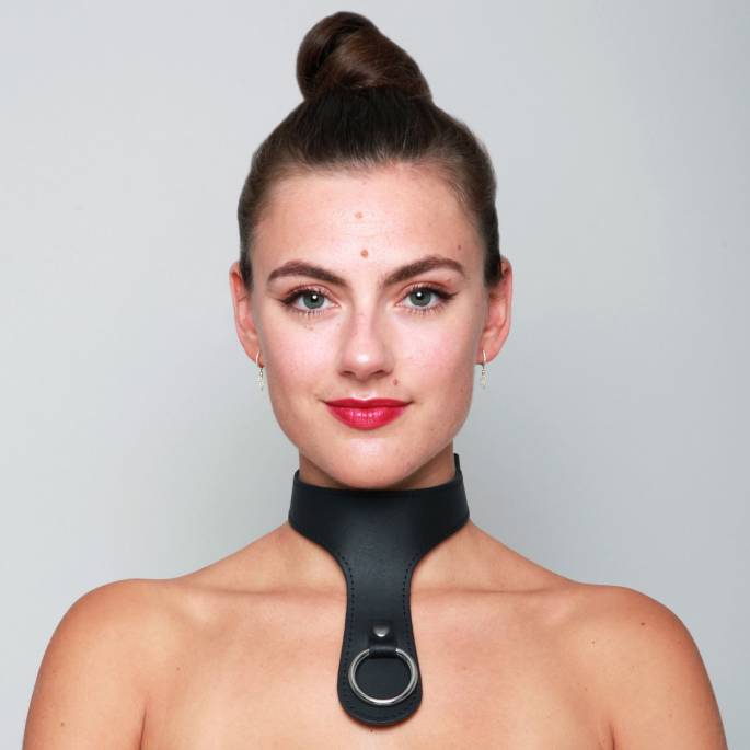 HALSBAND AUS SCHWARZEM LEDER - HISTOIRE D'EAU