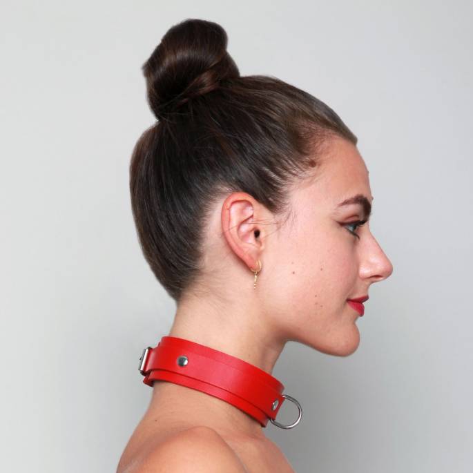 HALSBAND AUS FEINEM ROTEM LEDER BASIC