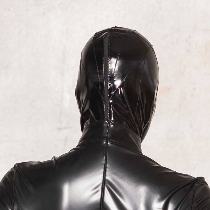 FROSTIG - SCHWARZE VINYLHAUBE