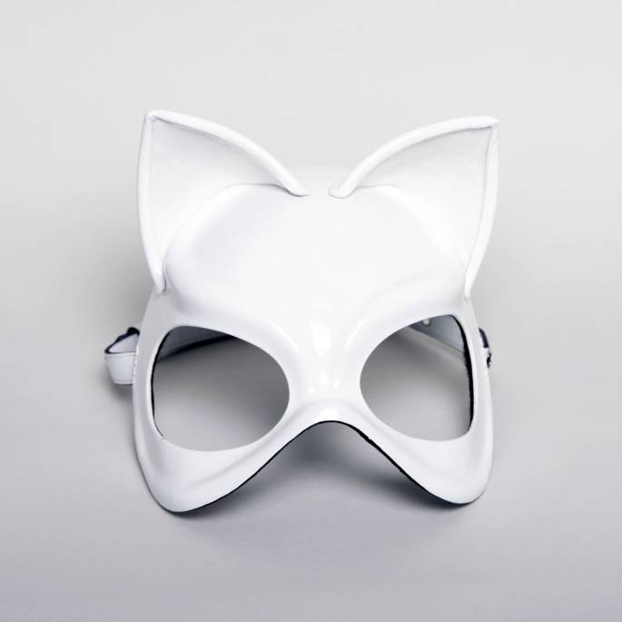 MASQUE CATWOMAN CUIR BLANC MOULÉ