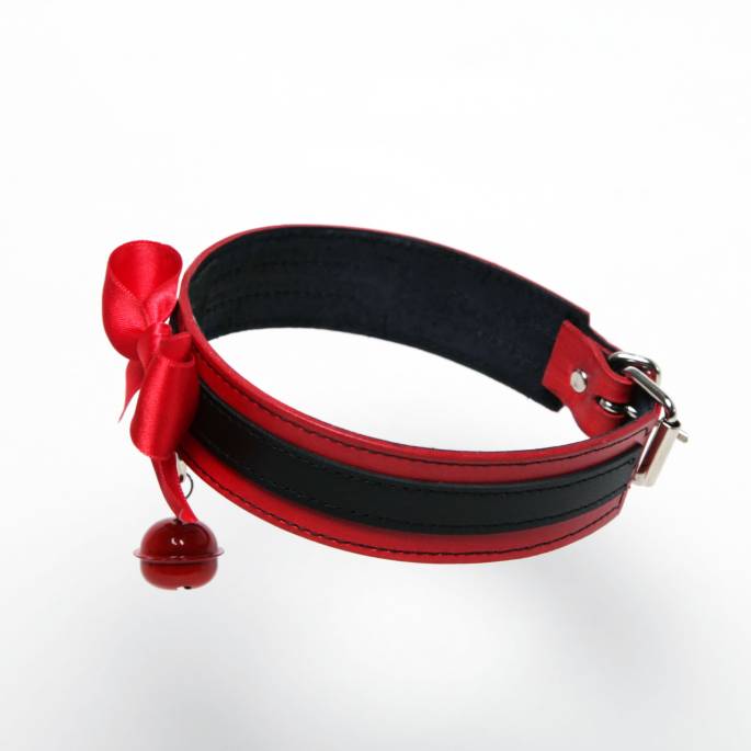 ROTE GLÖCKCHENKETTE