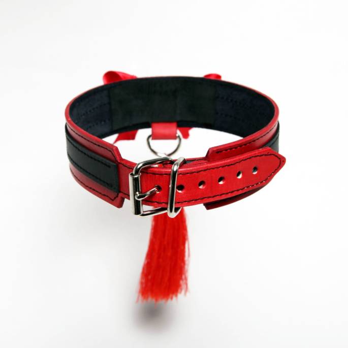 COLLIER PAMPILLE ROUGE