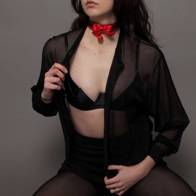 COLLIER GRELOT ROUGE