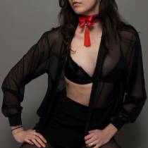 COLLIER PAMPILLE ROUGE