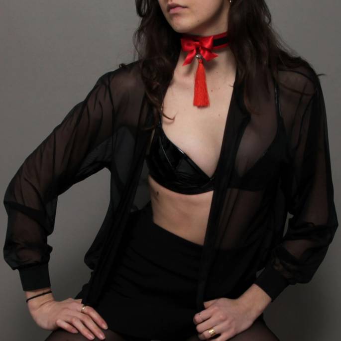 COLLIER PAMPILLE ROUGE