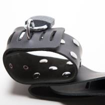 CEINTURE CHASTETE FEMME + MENOTTES