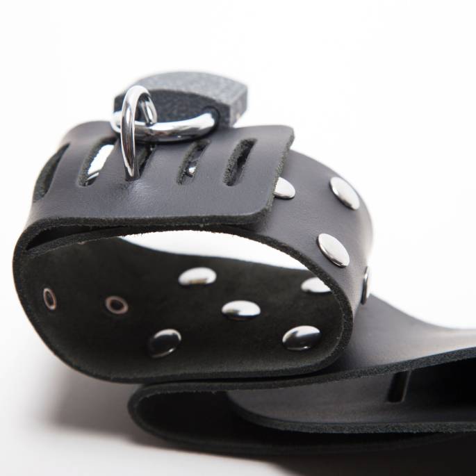 CEINTURE CHASTETE FEMME + MENOTTES