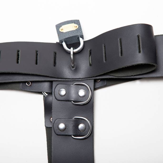 CEINTURE CHASTETE FEMME + MENOTTES