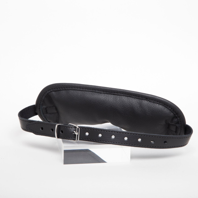 GEPOLSTERTE LEDERMASKE