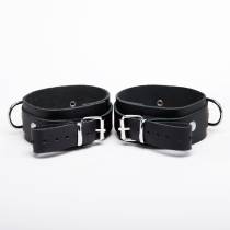 MENOTTES CUIR NOIR FIN BASIC