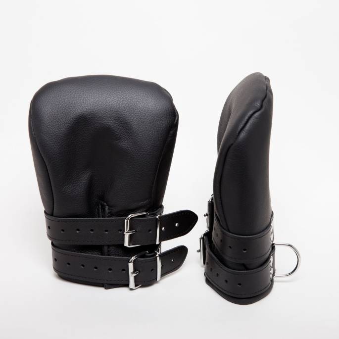 FAUSTHANDSCHUHE AUS ZWANGSLEDER