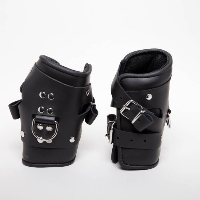 SUSPENDIERUNGSHANDSCHELLEN