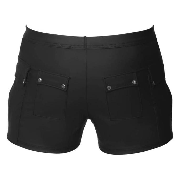 MATTE WETLOOK-SHORTS + TASCHEN