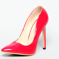 ESCARPINS VINYLE ROUGE