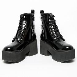 Chaussures D&egrave;monia