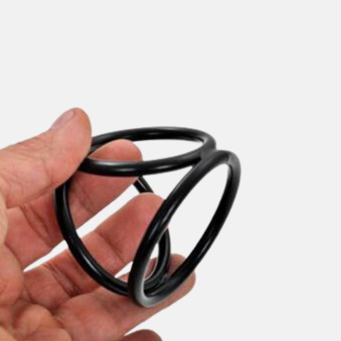 TRIPLE METAL RINGS SCHWARZ 50mm