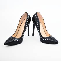 PUMPS VINYL SCHWARZ GENAGELT ABSATZ SCHWARZ