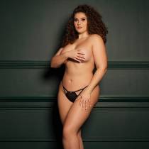 DAS VERLANGEN- DURCHBROCHENER STRING