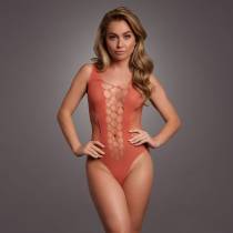 DER WUNSCH-BODY KORALLE ÖFFNUNGEN ÖSEN