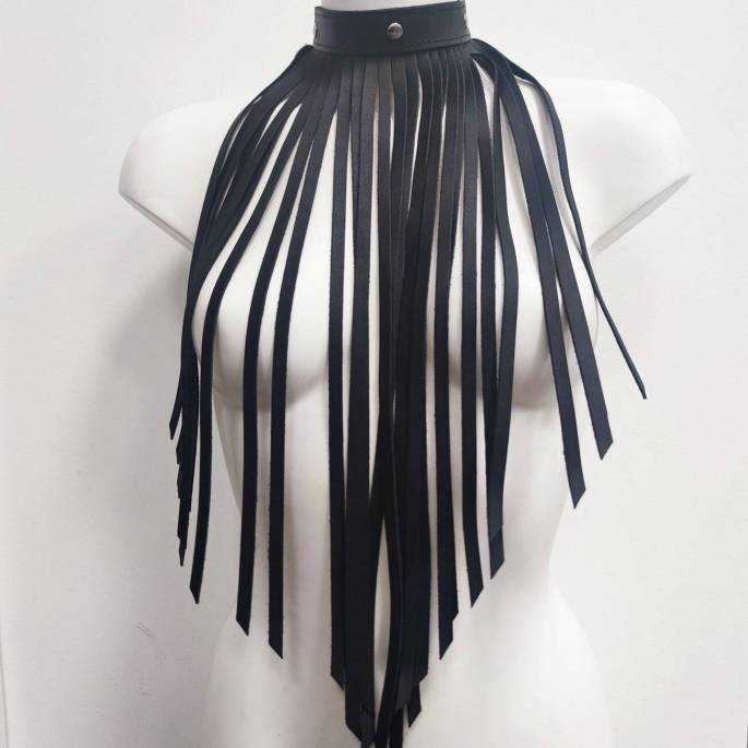 HARNAIS COU FRANGES CUIR