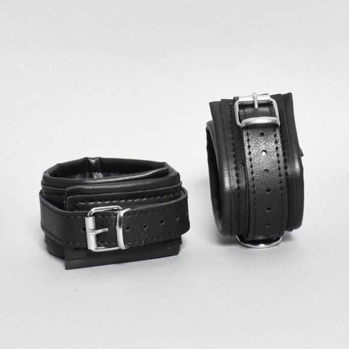 CHEVILLÈRES VÉGANES NOIRES