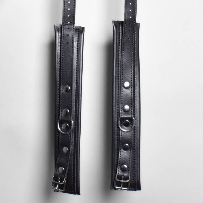 CHEVILLÈRES VÉGANES NOIRES