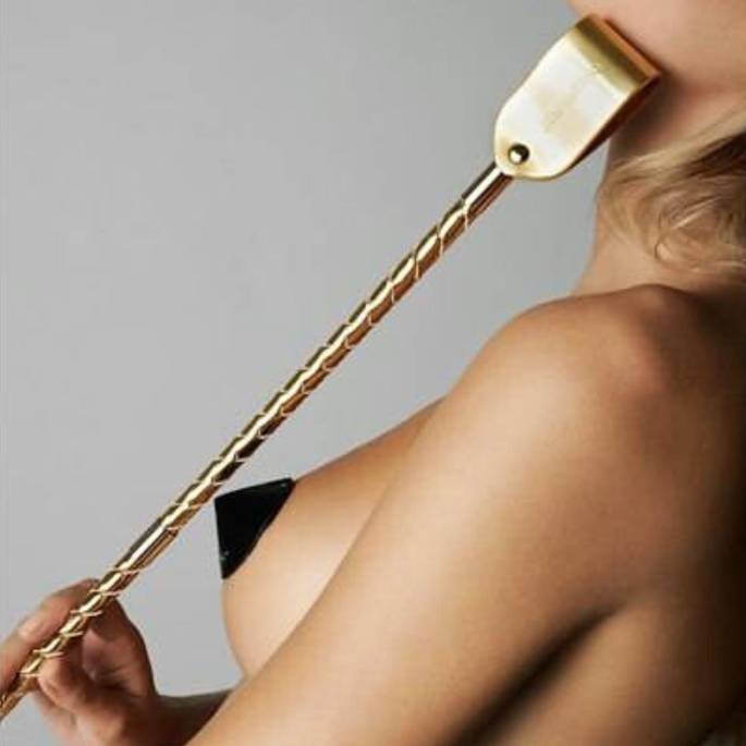 CRAVACHE OR - MAISON CLOSE