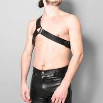 Y"-Geschirr aus Leder Total Black