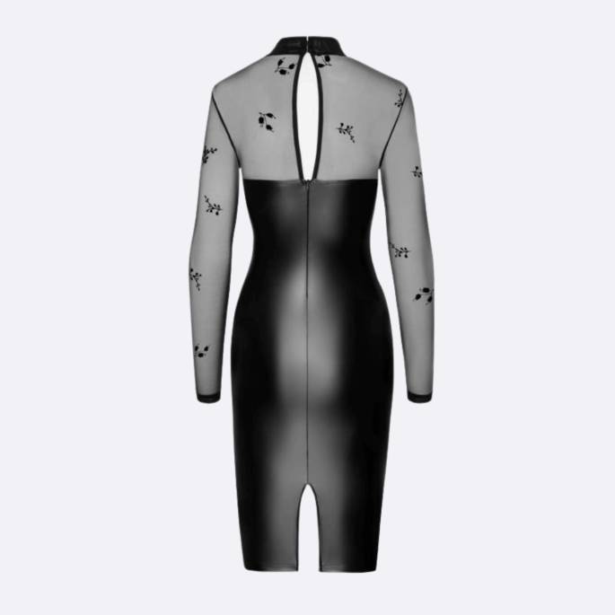 BLEISTIFTKLEID MIT ÄRMELN SCHLEIER