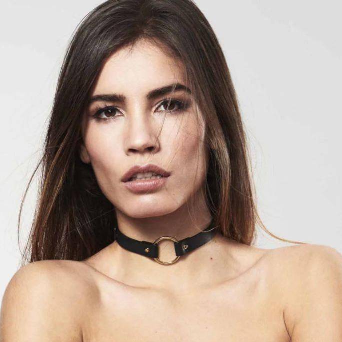 COLLIERT ANNEAU SIMPLE NOIR