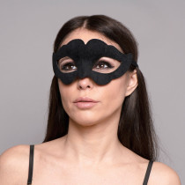 Schwarze gewellte Samtmaske