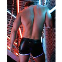 PERFORIERTE WETLOOK-SHORTS