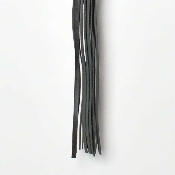 SCHWARZER MARDER MIT NAGELGRIFF