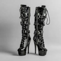 Zapatos D&egrave;monia