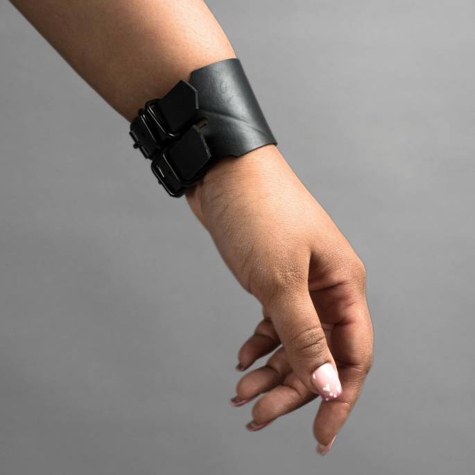 FESSÉE ARTISANALE-BRACELET DE FORCE