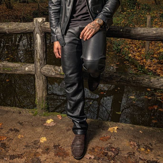 Pantalon cuir noir