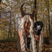 PUPPY-FÄUSTLINGE AUS KUNSTLEDER