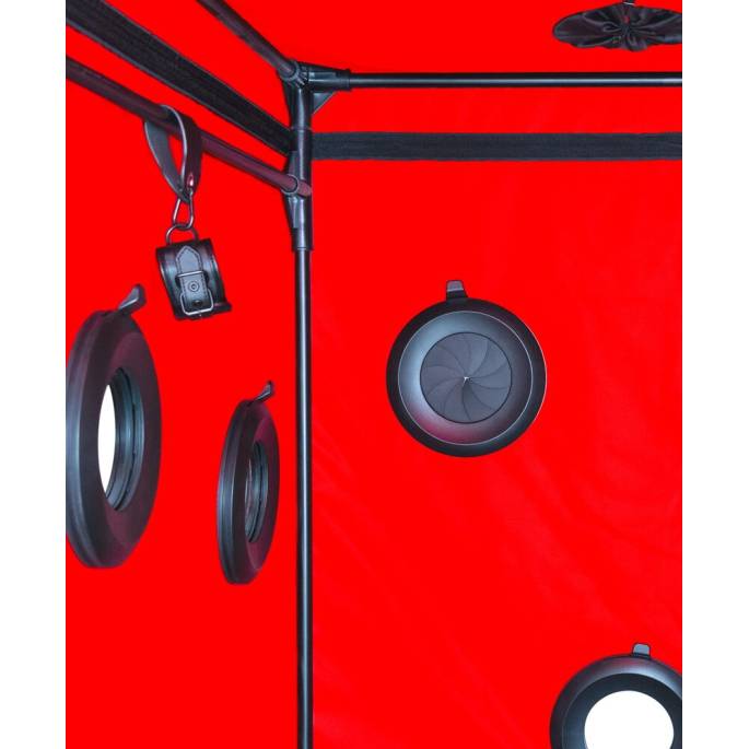 GLORY HOLE BDSM CABINE