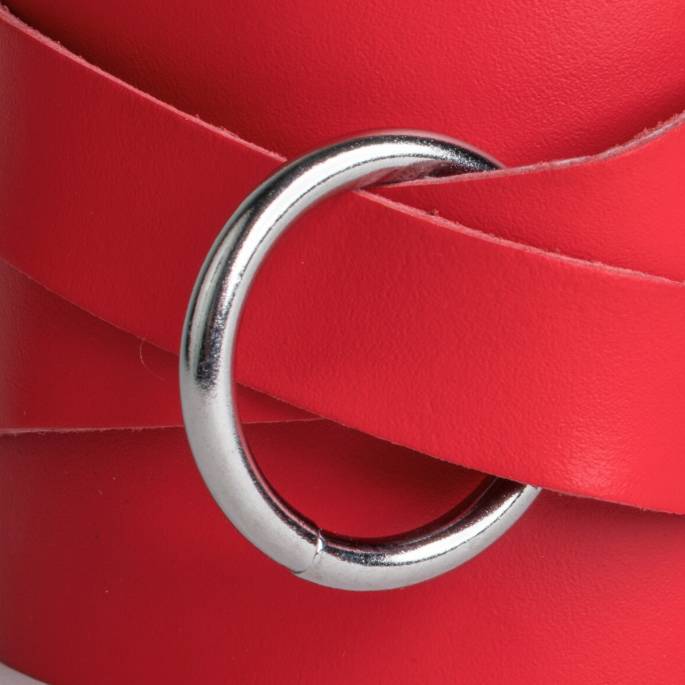 Menottes lanières cuir rouge & anneau