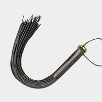 Martinet 48 lanières cuir dures 51 cm Gold