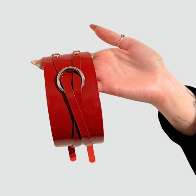 COLLIER LANIÈRES CUIR ROUGE+ANNEAU