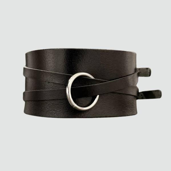 COLLIER LANIÈRES CUIR NOIR+ANNEAU