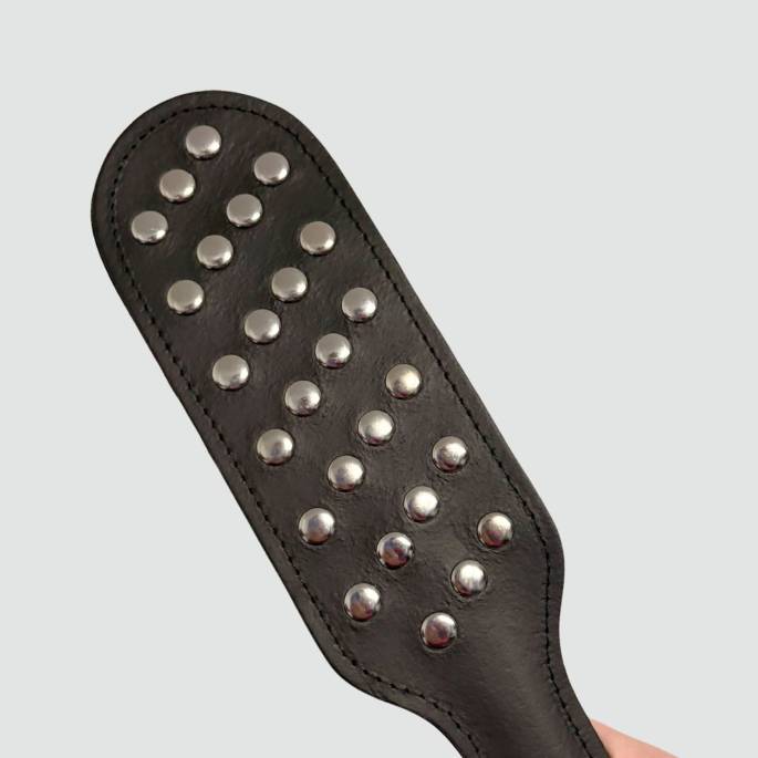 Paddle cuir & rivets