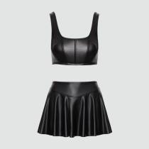 Jupe patineuse & crop top wetlook