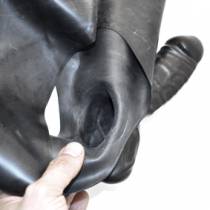 CALZONCILLOS DE LÁTEX Y FUNDA PARA EL PENE