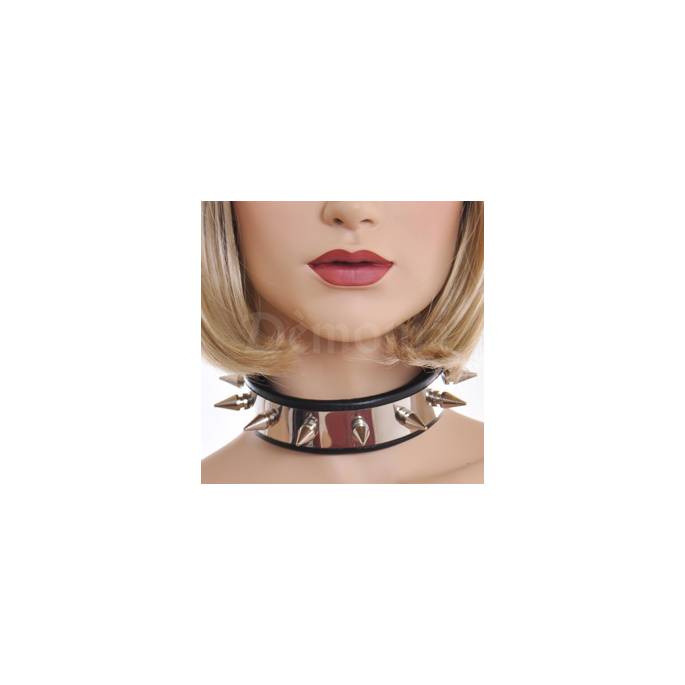 LEATHER AND METAL NECKLACE (8 SPIKES)