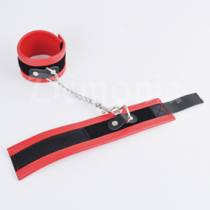 MENOTTES SIMILI CUIR SCRATCH + CHAINE